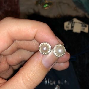 Blue Nile Pearl and White Sapphire stud
